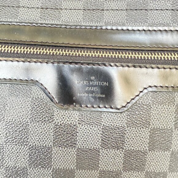 Auth Louis Vuitton Daniel GM Shoulder Bag Messenger Damier Graphite N58033 - Picture 11 of 16